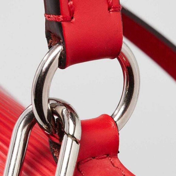 Louis Vuitton Coquelicot Epi Leather Cluny MM Bag - Picture 9 of 12